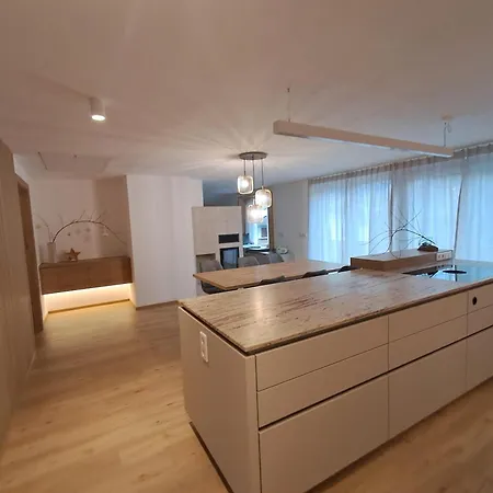 Modern Alp Apart 公寓
